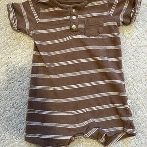 Carter’s Striped Brown Baby Romper, size 9 month